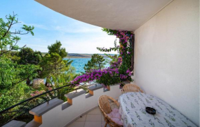 Beach Front Apartment In Rovanjska With Wifi